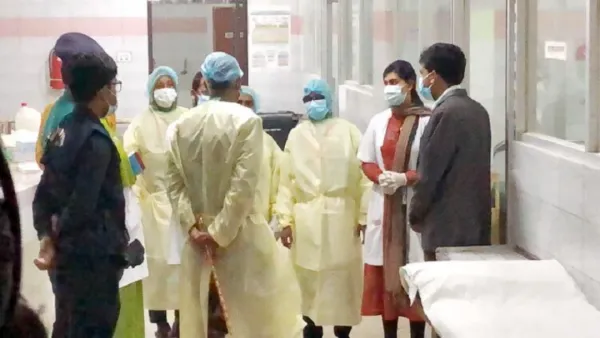 ভাইরাস শনাক্তে রাজশাহীতে বিশেষজ্ঞ দল, আইসোলেশনে বাবা-মা