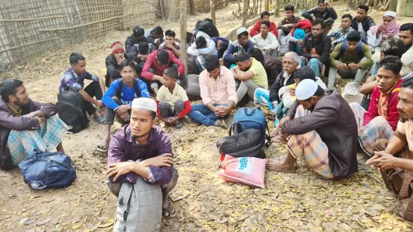 ক্যাম্প ছেড়ে পালাতে গিয়ে ৪০ রোহিঙ্গা আটক