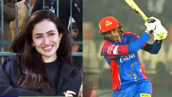 মাঠে খেলছেন শোয়েব, গ্যালারিতে গলা ফাটাচ্ছেন স্ত্রী সানা