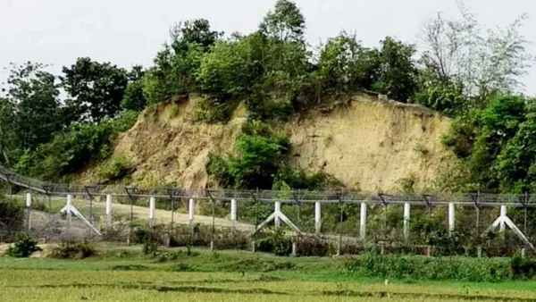 সীমান্তের ওপারে নেই গোলাগুলি, স্বস্তিতে কাজে ফিরেছেন এলাকাবাসী