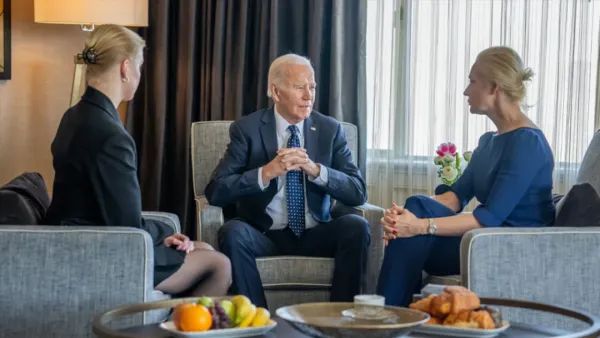 নাভালনির পরিবারের সঙ্গে দেখা করলেন বাইডেন