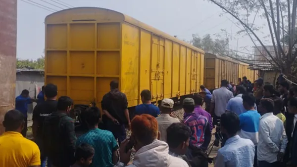 ৭ ঘণ্টা পর রংপুরের সঙ্গে উত্তরাঞ্চলের ট্রেন চলাচল শুরু