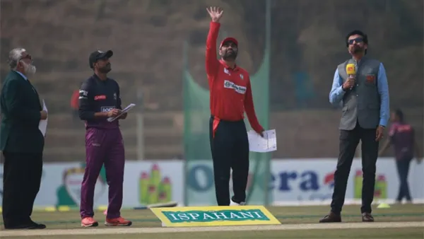 এলিমিনেটরে টস জিতে ফিল্ডিংয়ে বরিশাল