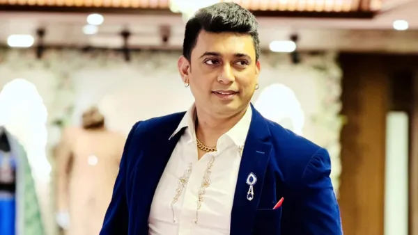 ‘এরপর থেকেই আমার ইনবক্স ভরে ‍যাচ্ছে মেয়েদের মেসেজে’