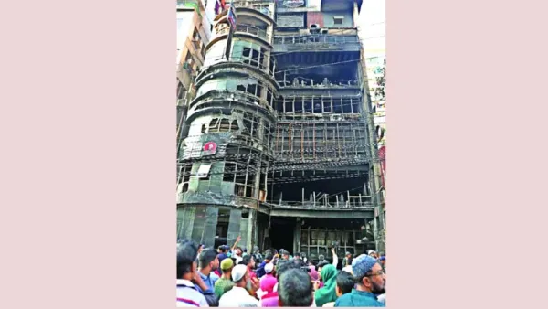 ধোঁয়ার বিষেই জীবন শেষ