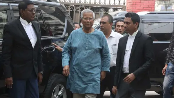 ড. ইউনূসসহ ৪ আসামির জামিনের মেয়াদ বাড়ল