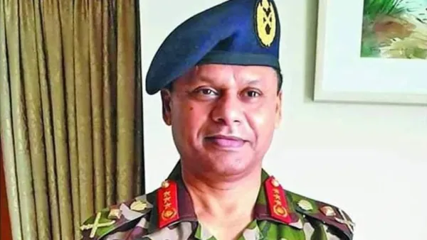 সরকারি সফরে কাতার গেলেন সেনাবাহিনী প্রধান