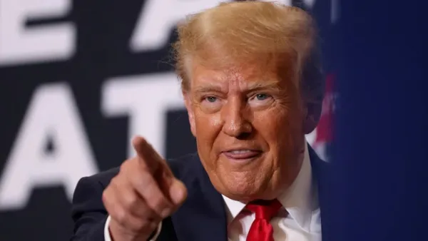 নির্বাচনের আগে আইনি লড়াইয়ে ট্রাম্পের বড় জয়