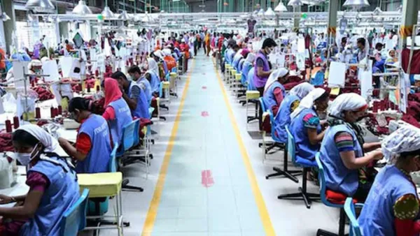 শ্রমশক্তিতে নারীর অংশগ্রহণ অর্থনীতিতে আশা জোগাচ্ছে