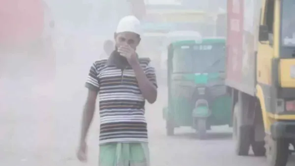 ঢাকার বাতাস বিষে নীল