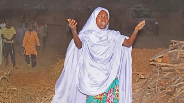 নাইজেরিয়ায় স্কুলে হামলা চালিয়ে ২৭৫ শিক্ষার্থীকে অপহরণ