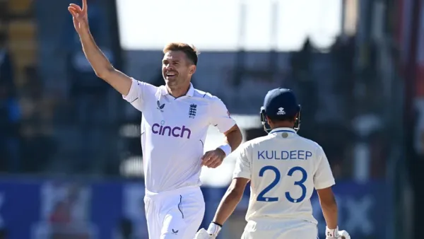 ৭০০’র ক্লাবে মুরালিধরন-ওয়ার্নের পরই অ্যান্ডারসন