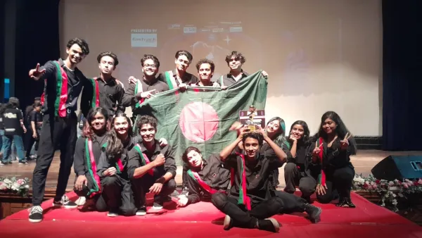 আলচেরিংগা চ্যাম্পিয়ন ট্রফি জিতল বাংলাদেশ টিম ‘রেনেসাস’