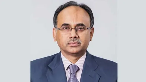 বেশির ভাগ টাকা পাচার ব্যবসায়িক চ্যানেলে : গভর্নর আব্দুর রউফ