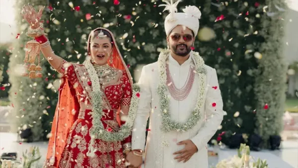 বিয়ে করলেন প্রিয়াঙ্কার বোন মীরা চোপড়া