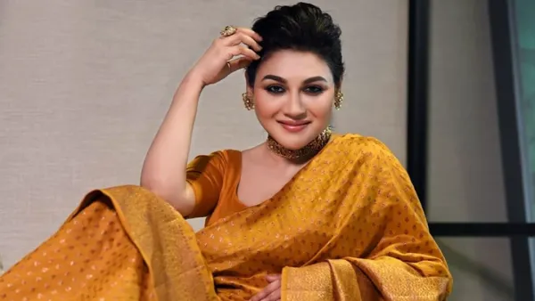 কলকাতার বন্ধুদের কাছে সাহায্য চাইলেন জয়া