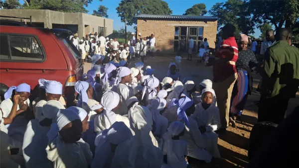 জিম্বাবুয়েতে মাজারে অভিযান, ২৫১ শিশু উদ্ধার