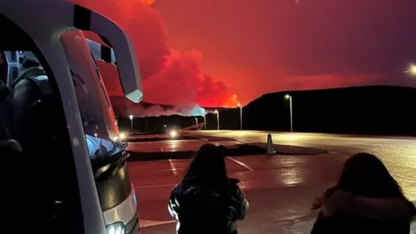 আবারও আইসল্যান্ডে অগ্ন্যুৎপাত