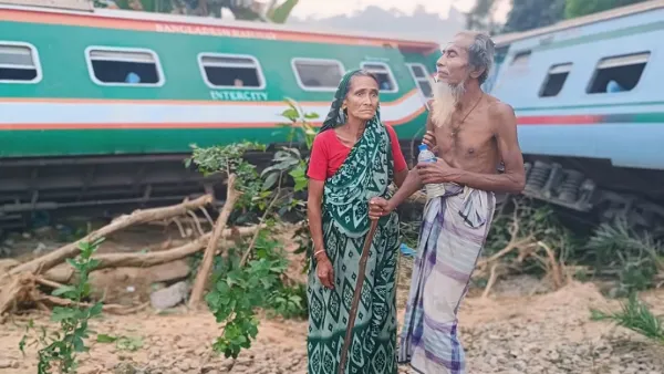 ‘সব শেষ, এখন আমরা কোথায় থাকব?’