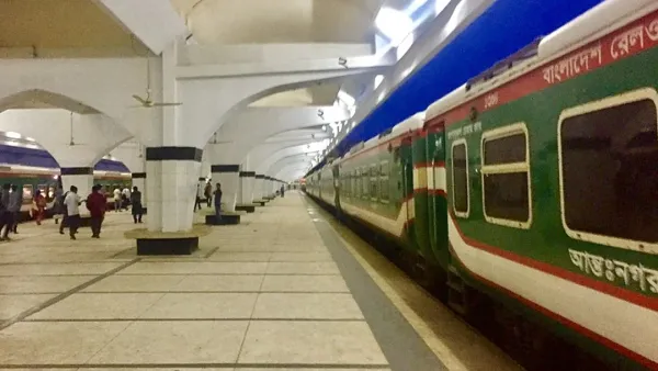 শিডিউল বিপর্যয়: ভোগান্তিতে উত্তরবঙ্গের ট্রেনযাত্রীরা