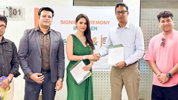 সিনেমা দেখে অসুস্থ হলে বিনা খরচে চিকিৎসা