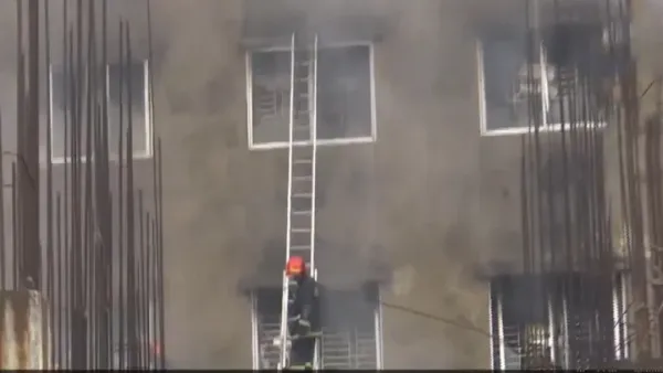 ডেমরার আগুন লাগা ভবন ঝুঁকিপূর্ণ ঘোষণা