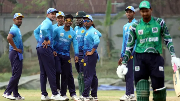 আবাহনীর পাঁচে পাঁচ, জয় সাকিবদেরও