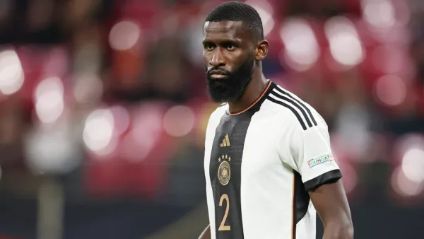 আইএস সংশ্লিষ্টতার অভিযোগ, ব্যবস্থা নেবেন রিয়াল ও জার্মান তারকা