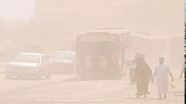 ছুটির দিনেও ঢাকার বায়ু অস্বাস্থ্যকর
