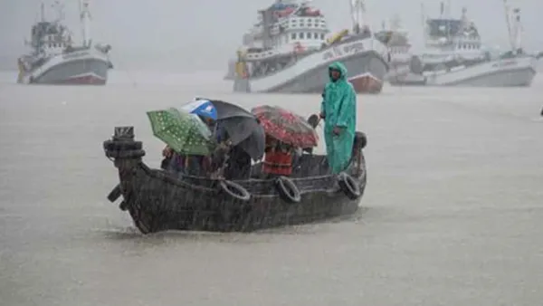 ঝড়ের শঙ্কা, নদীবন্দরে সতর্ক সংকেত