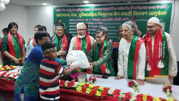 ‘বঙ্গবন্ধুর আদর্শে নিজেদের গড়ে তুলতে হবে’