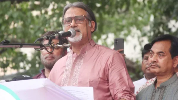 অগ্নিকাণ্ডের ঘটনায় বিএনপি-জামাতকে সন্দেহের বাইরে রাখার সুযোগ নেই: পরশ