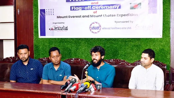 বাবরের স্বপ্ন এবার মাউন্ট এভারেস্ট ও লোৎসে আরোহণ