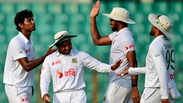 ব্যাটিংয়ে চূড়ান্ত ব্যর্থতার পর বোলিংয়ে হাসান-খালেদের তোপ