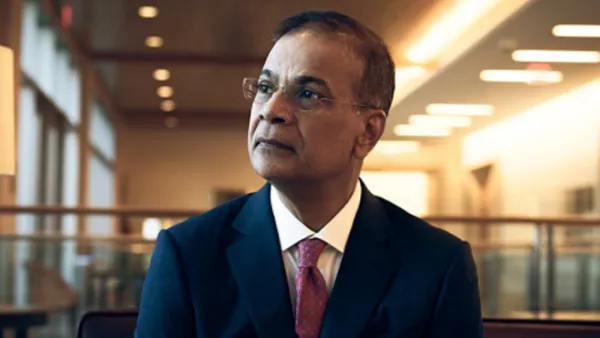 ফোর্বসের বিলিয়নিয়ার তালিকায় বাংলাদেশের আজিজ খান