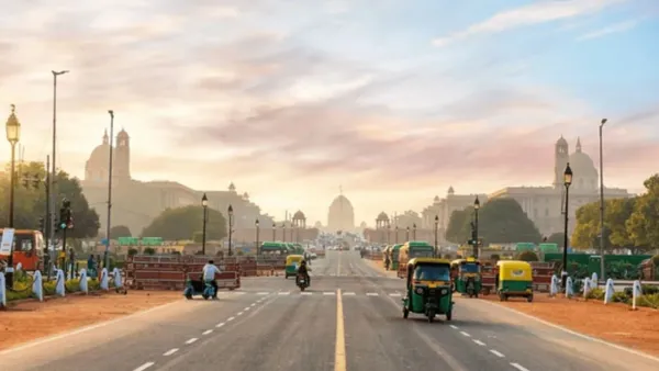 বায়ুদূষণে শীর্ষে দিল্লি, ঢাকার অবস্থান কত?