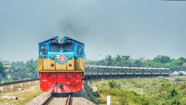 ১৯ এপ্রিলের ট্রেনের অগ্রিম টিকিট বিক্রি হচ্ছে আজ