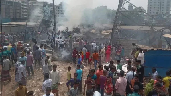 হাজারীবাগে বস্তির আগুন নিয়ন্ত্রণে