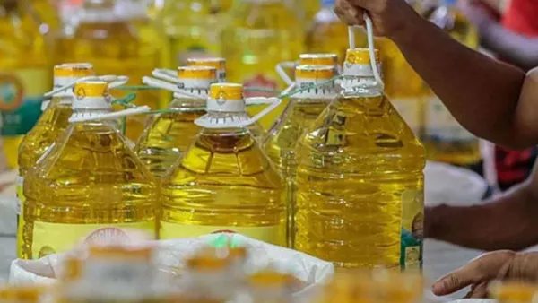 রোজা শেষ হতেই বাড়ছে সয়াবিন তেলের দাম
