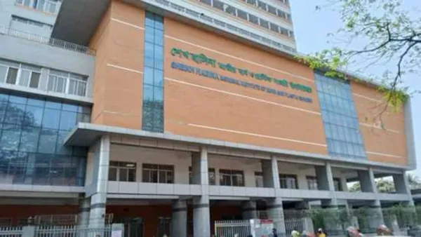 বাবা-মা-দাদির পর চলে গেল লামিয়াও