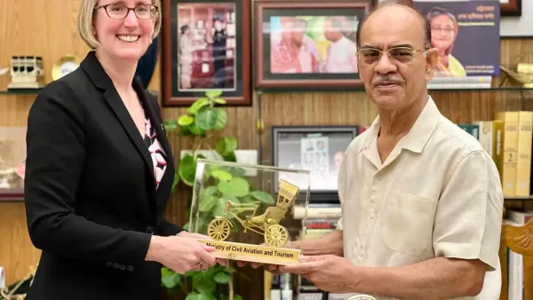 এভিয়েশন শিল্পের উন্নয়নে সহযোগিতা করতে চায় যুক্তরাজ্য