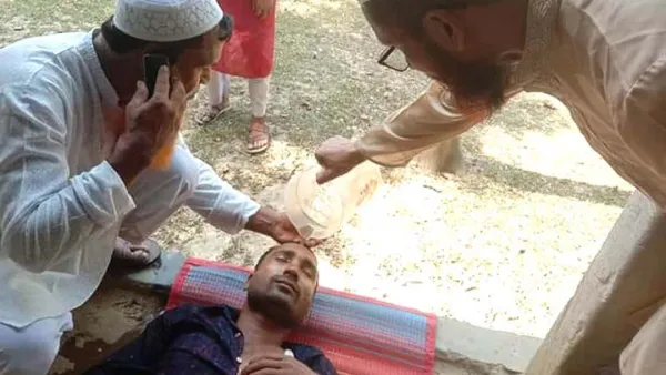 গরমে মাদ্রাসায় জ্ঞান হারালেন কর্মচারী