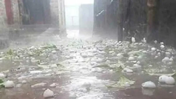 রাজধানীতে বজ্রসহ শিলাবৃষ্টি