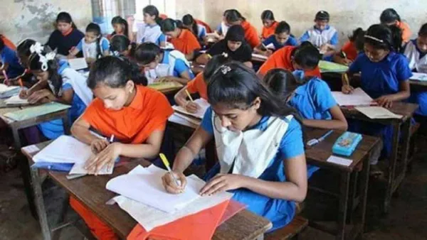 অষ্টম শ্রেণি পর্যন্ত শিক্ষা অবৈতনিক করা হচ্ছে