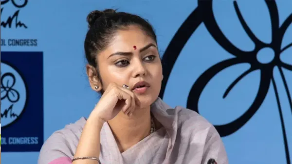 প্রাণে বাঁচলেন সায়নী ঘোষ