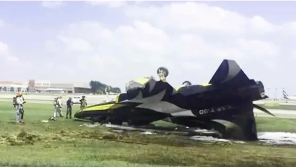 সিঙ্গাপুরে অত্যাধুনিক যুদ্ধবিমান বিধ্বস্ত
