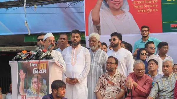 নয়াপল্টনে চলছে বিএনপির সমাবেশ