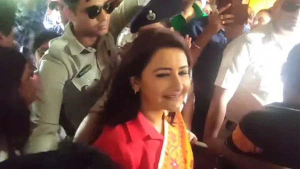 রাত্রিবেলা শুতে পারলে আরও মজা লাগে: রচনা ব্যানার্জি