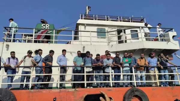 স্বজনদের কাছে ফিরলেন এমভি আবদুল্লাহর নাবিকরা