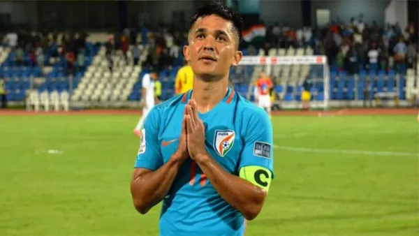 অবসরের ঘোষণা দিলেন ভারতীয় কিংবদন্তি সুনীল ছেত্রী